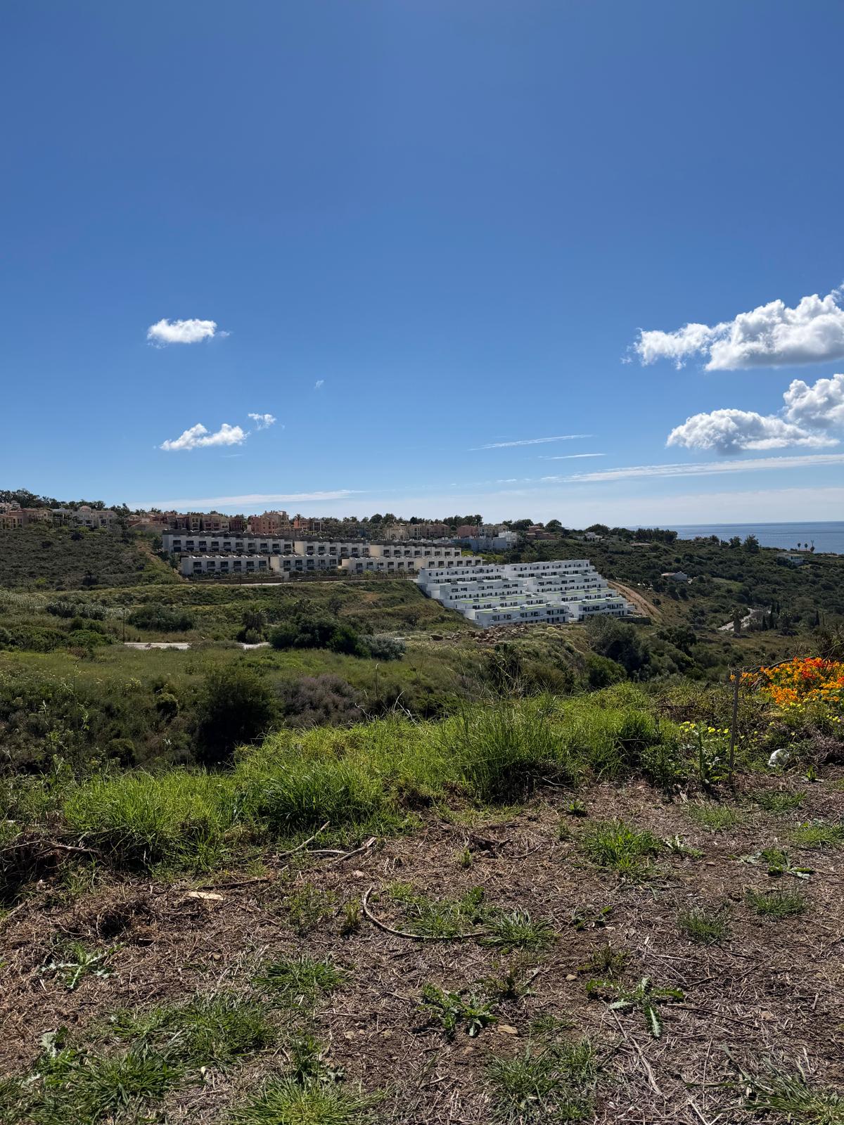 Casa Rural con Alma Mediterránea y Vistas Abiertas junto a Sotogrande