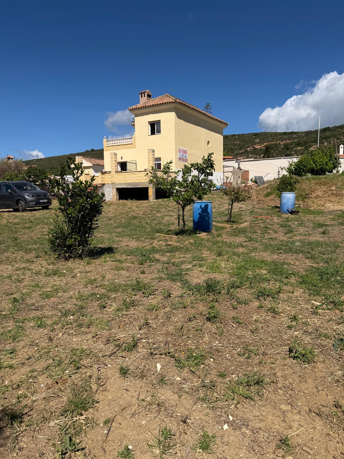 Casa Rural con Alma Mediterránea y Vistas Abiertas junto a Sotogrande