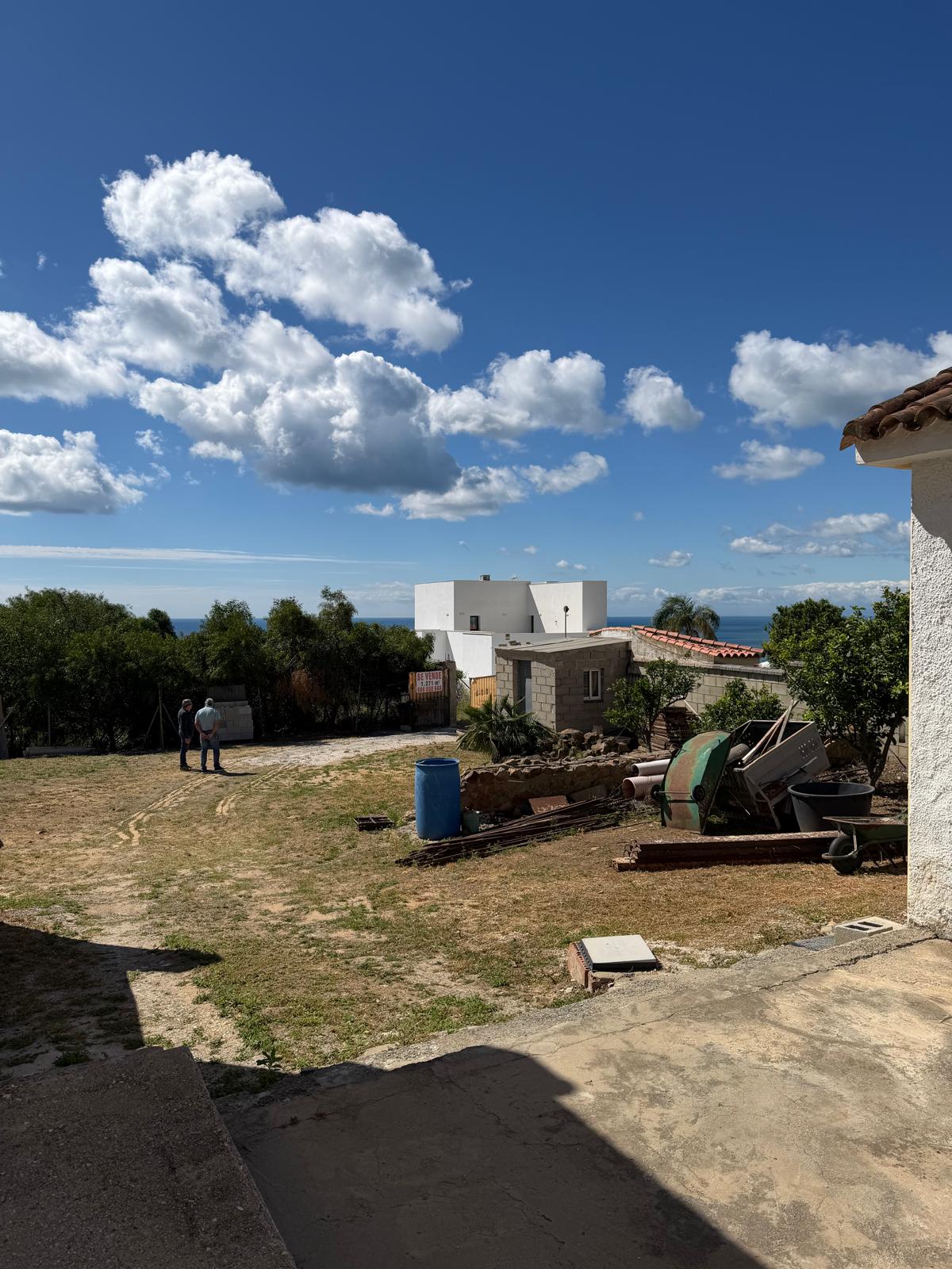 Casa Rural con Alma Mediterránea y Vistas Abiertas junto a Sotogrande