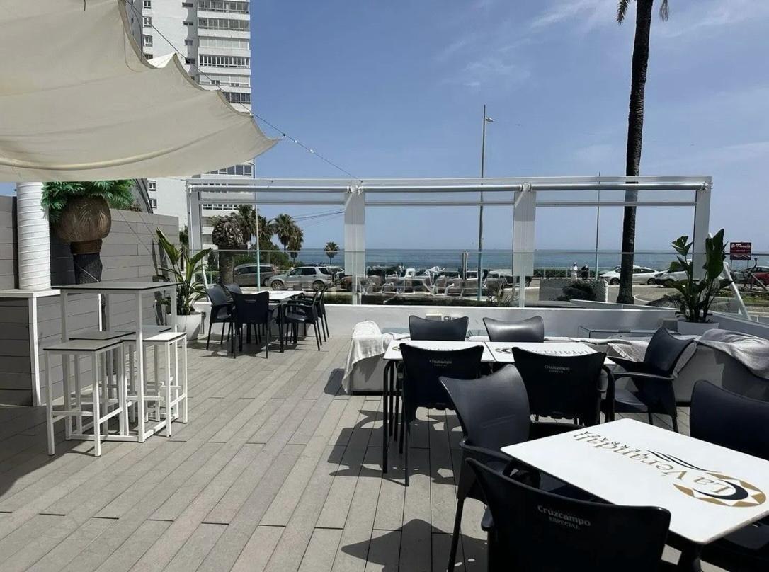 Restaurante en primera línea de playa en Torreguadiaro/Sotogrande con trayectoria consolidada y gran potencial de crecimiento